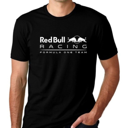 Camiseta preta personalizada com logo no peito para uniformes urgentes de empresas e eventos.